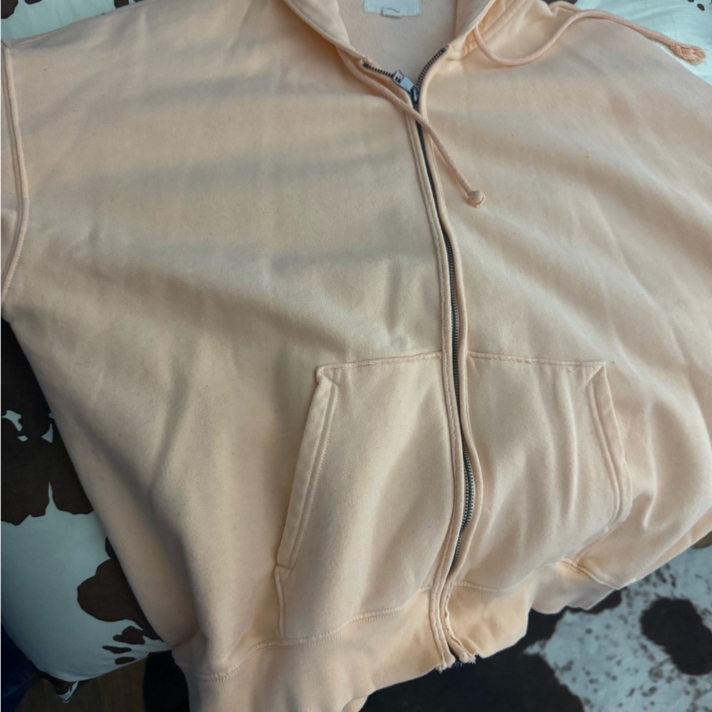 American Eagle Peach Hoodie